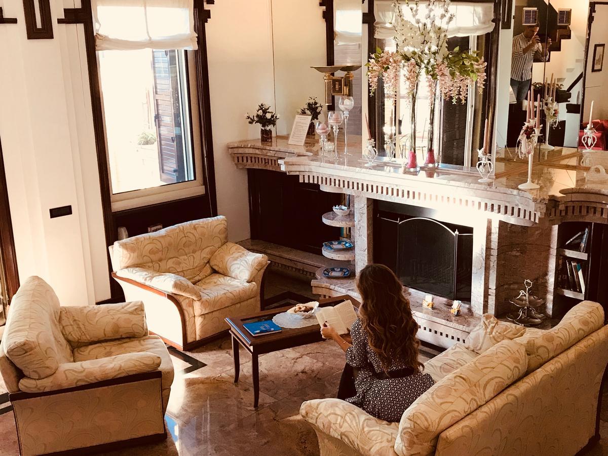 La Maison Royale Bb Fiumicino Buitenkant foto