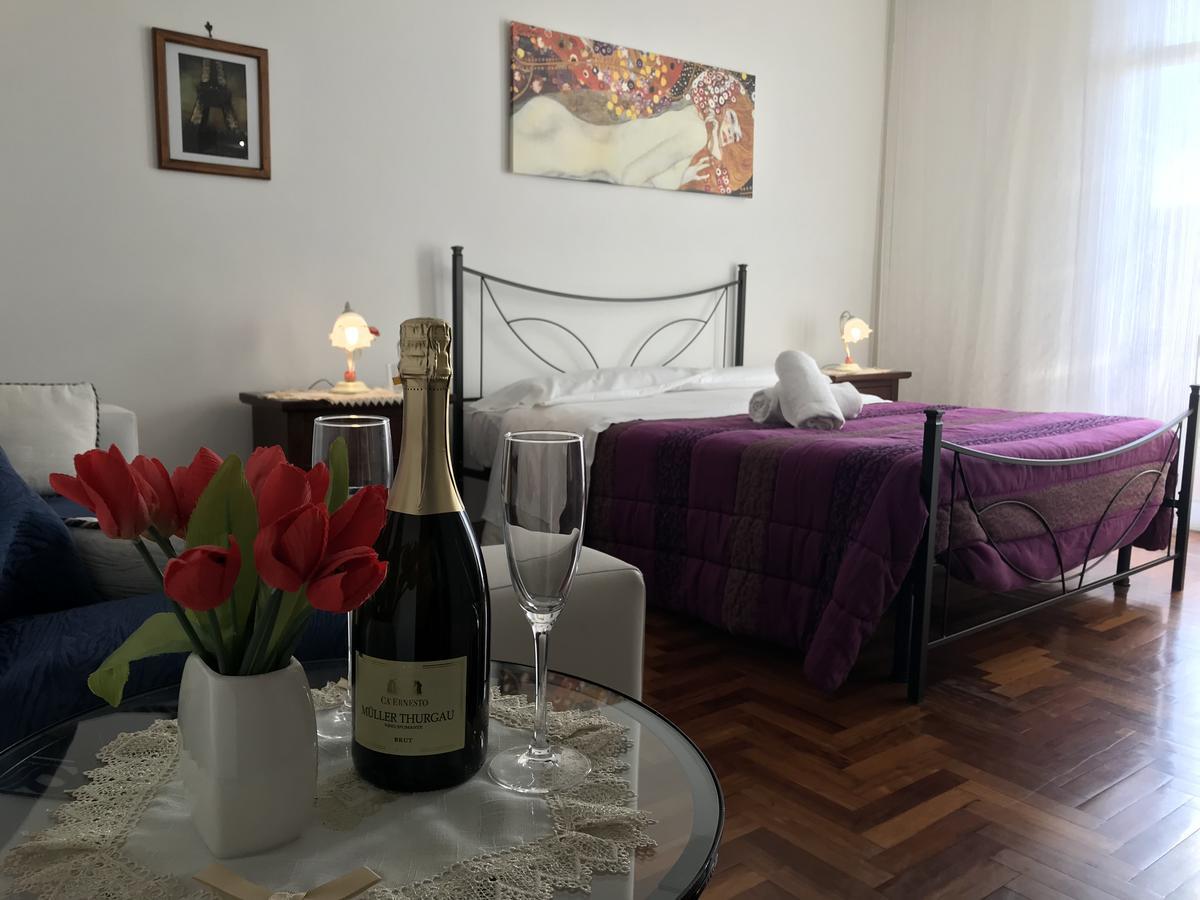 La Maison Royale Bb Fiumicino Buitenkant foto