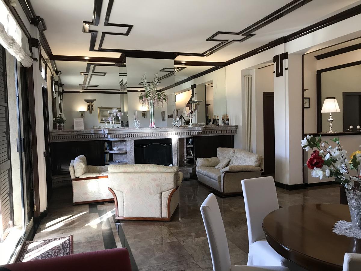 La Maison Royale Bb Fiumicino Buitenkant foto